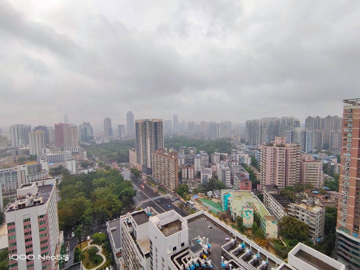 iqooneo5和iqooz5哪个好,iqooneo5s深度评测