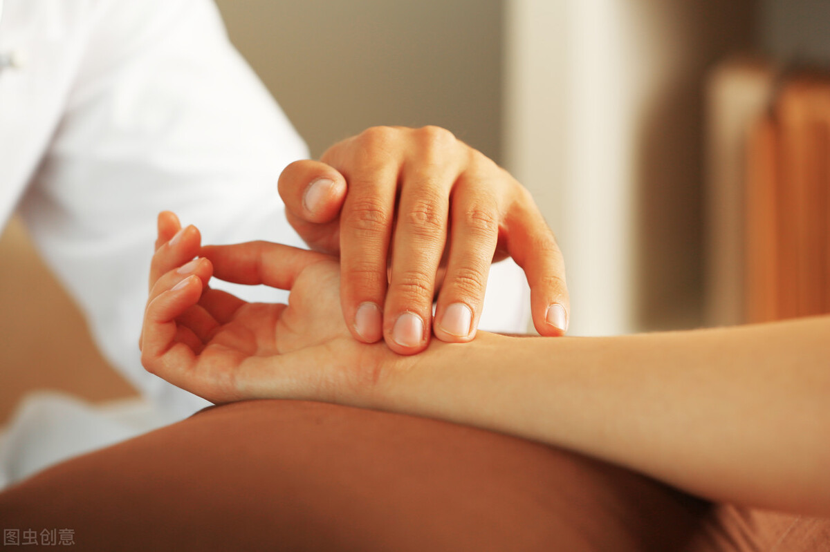 输卵管积水通而不畅需要怎么治疗,中医怎么治疗输卵管堵塞积水