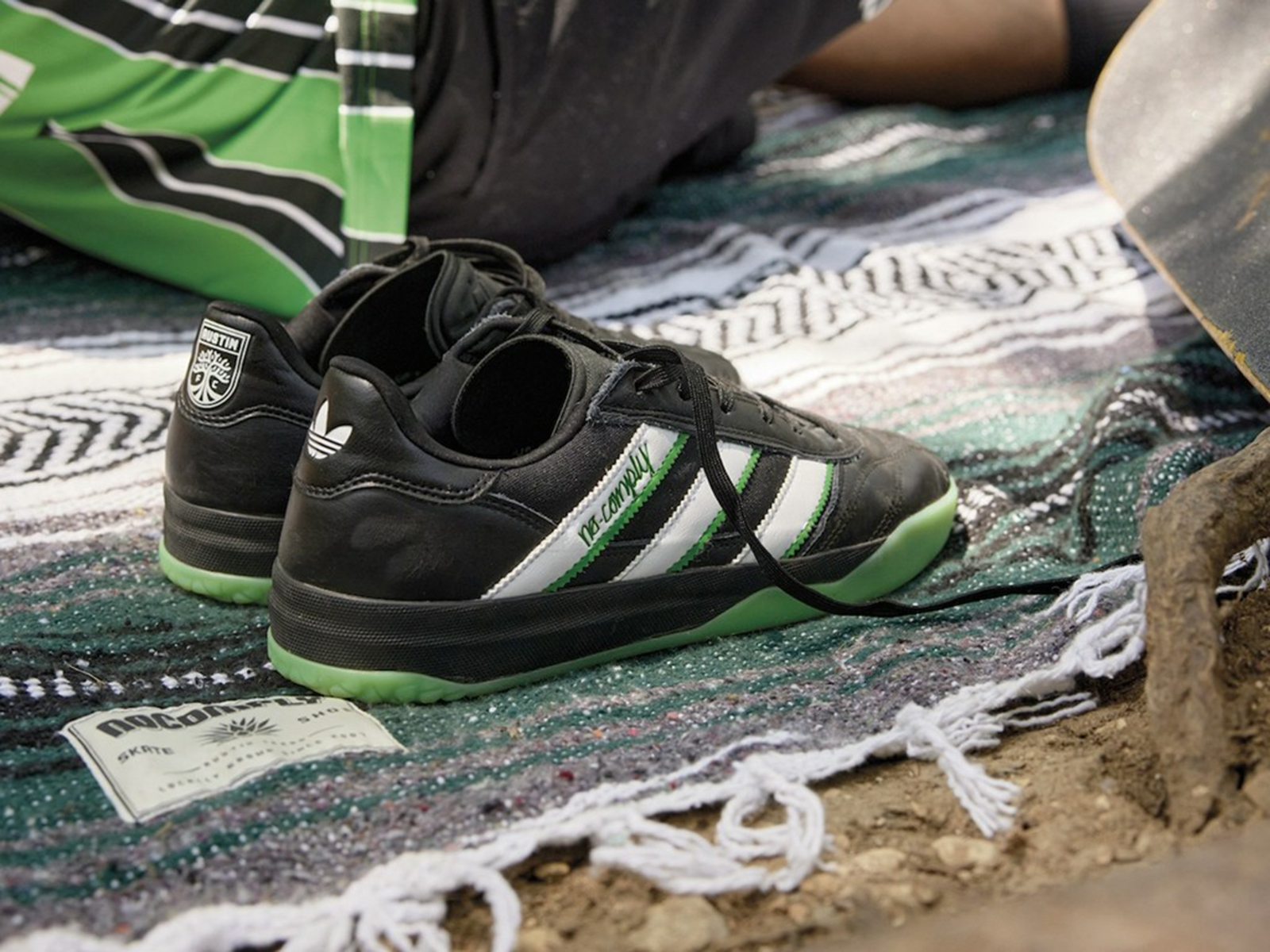 足球滑板鞋,滑板鞋超燃卡点