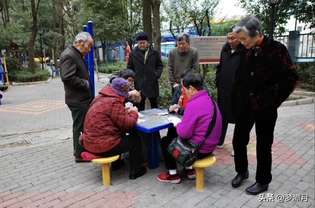 农村农民老人生活补助,农村老人的补贴有官方文件吗