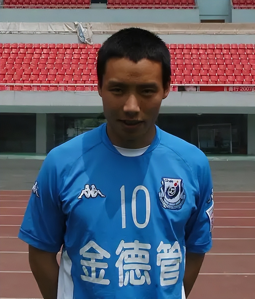 国青足球陈涛近况,足球报谈前国脚陈涛