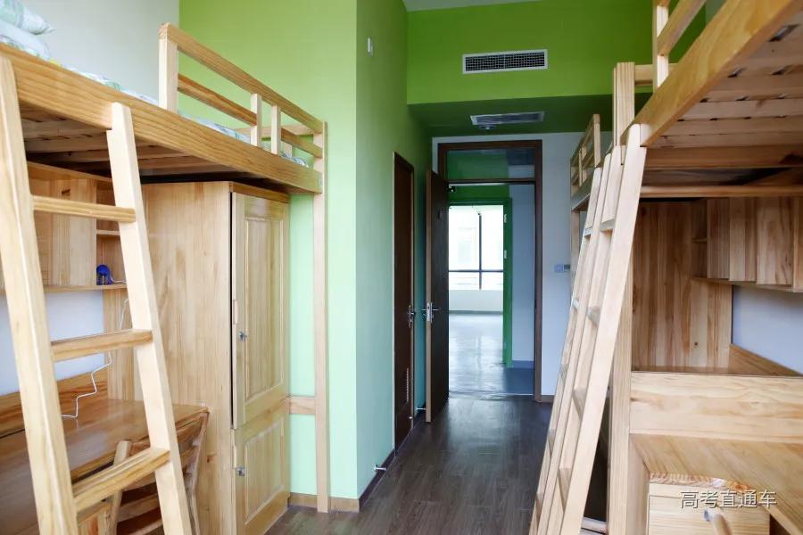 盘点那些环境极好大学宿舍,国内四大豪华大学宿舍