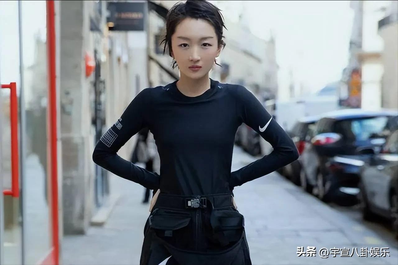 周冬雨正面写真,周冬雨惊艳写真身材