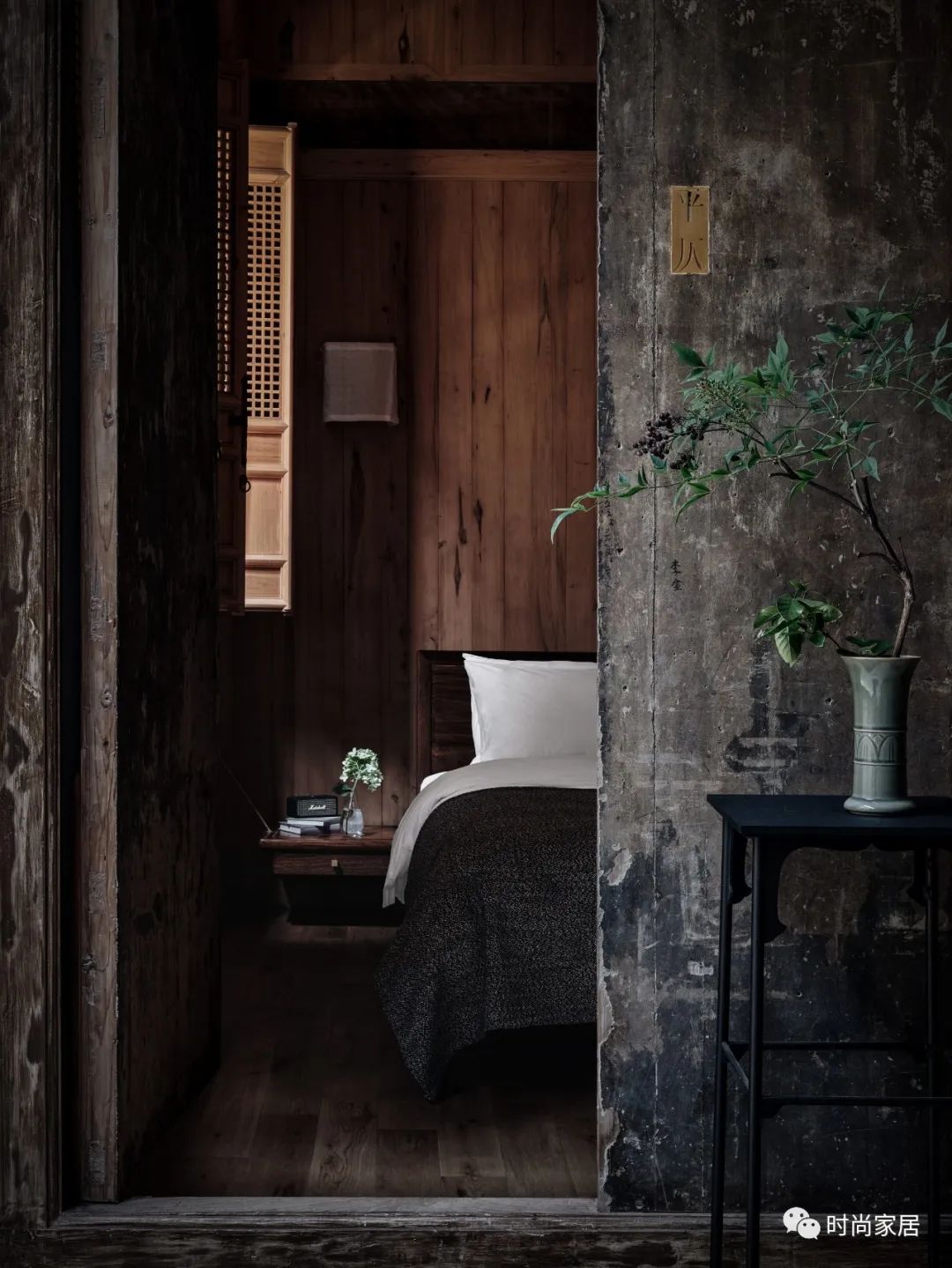 明代老建筑,他买下了一座废弃很久的古宅