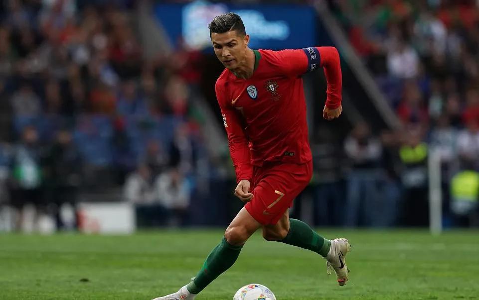 c罗梦回曼联,c罗梦回校园时代