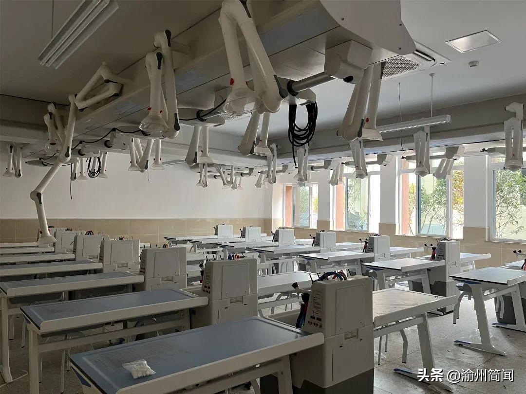 江津中学滨江校区耗资几个亿,江津滨江新城中学最新进展