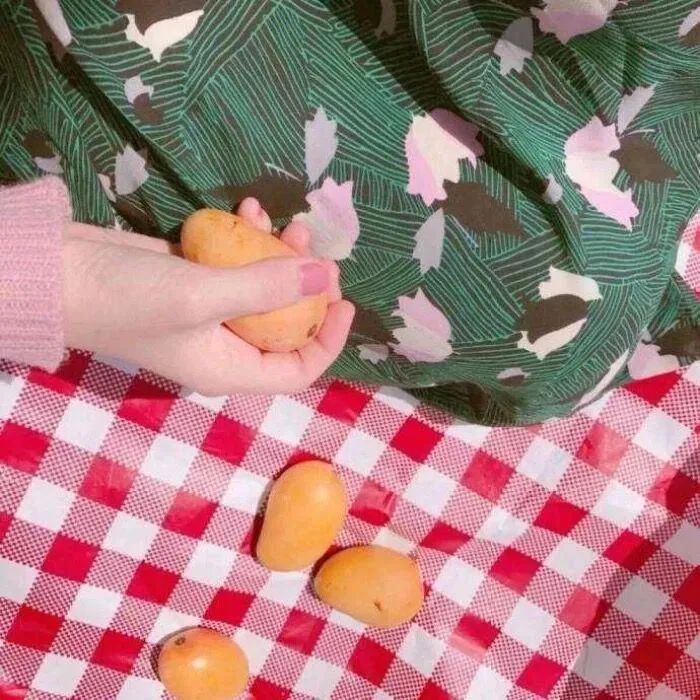 伤感朋友圈背景图,伤感朋友圈背景图片