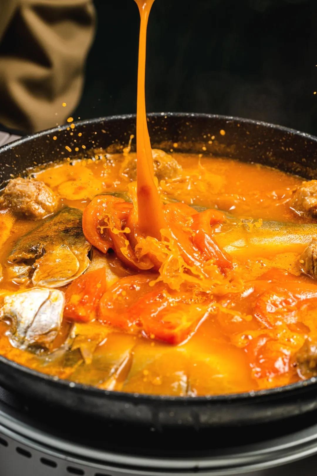 “搞什么，这大排档开到9点，老板就叫我走？”