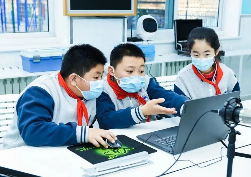 海淀教科院未来实验学校,未来的学校的学校长什么样