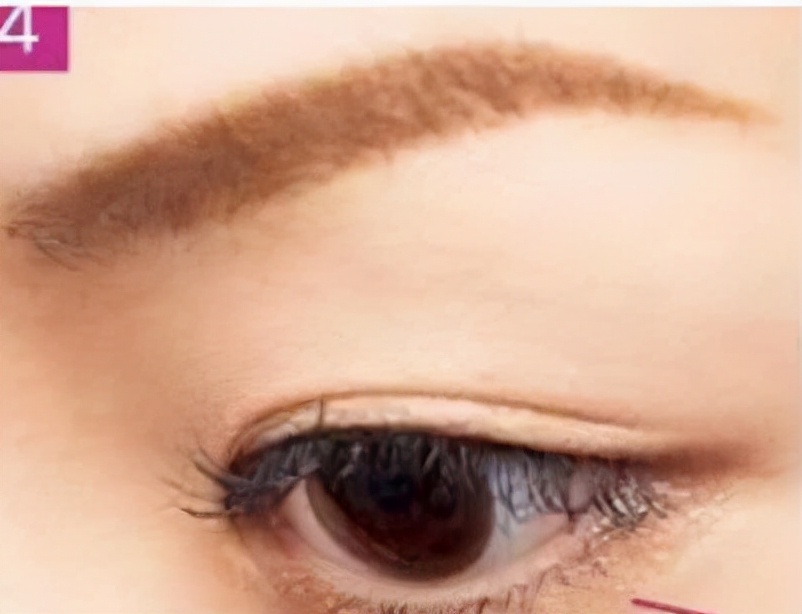睫毛膏正确刷法,睫毛膏要怎么刷不结块