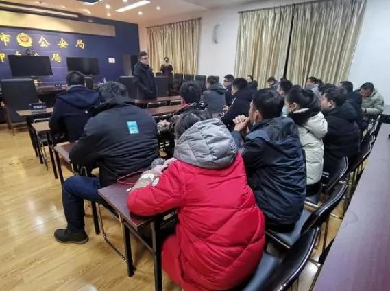 翡翠杀猪盘,抢翡翠骗局杀猪盘