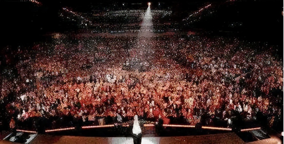 杰克逊三个儿女近照,迈克尔杰克逊的子女现在如何呢