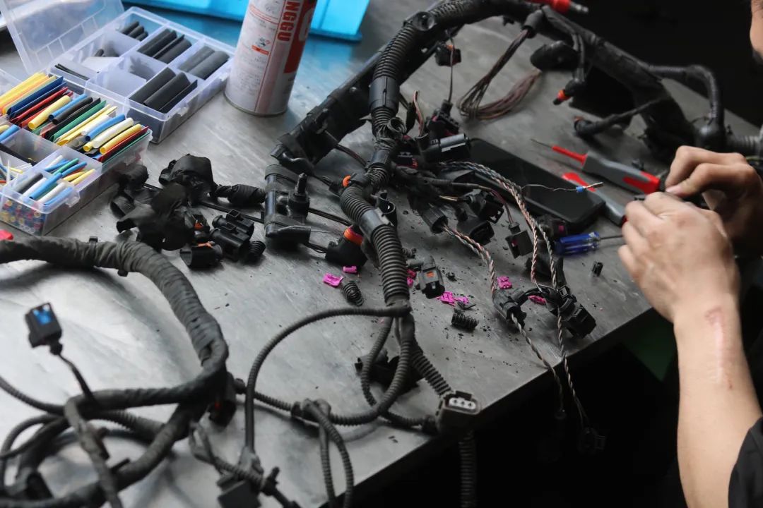 大众100万左右的车辉腾,重庆二手辉腾全面翻新修复