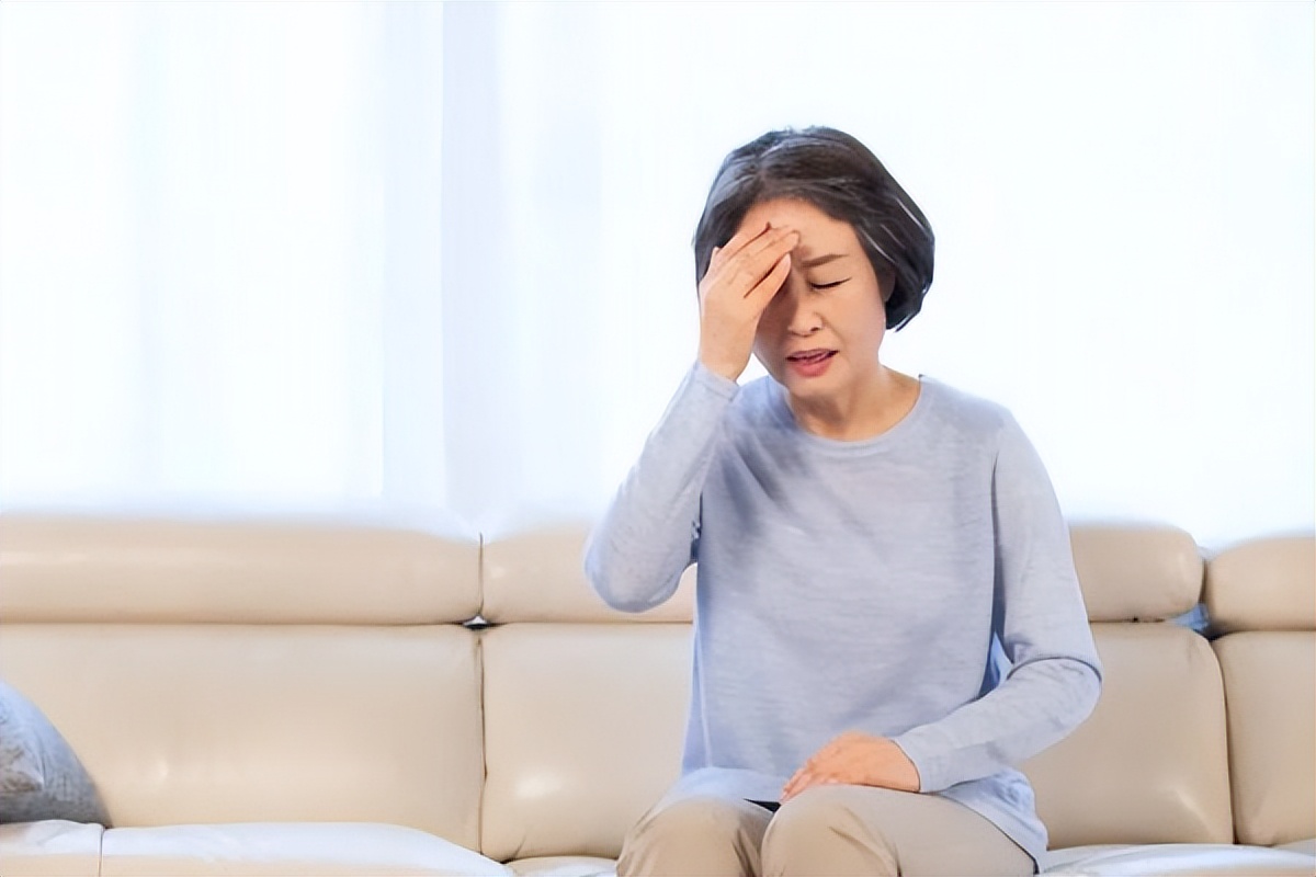 一玩手机就出手汗,自汗过多吃什么药