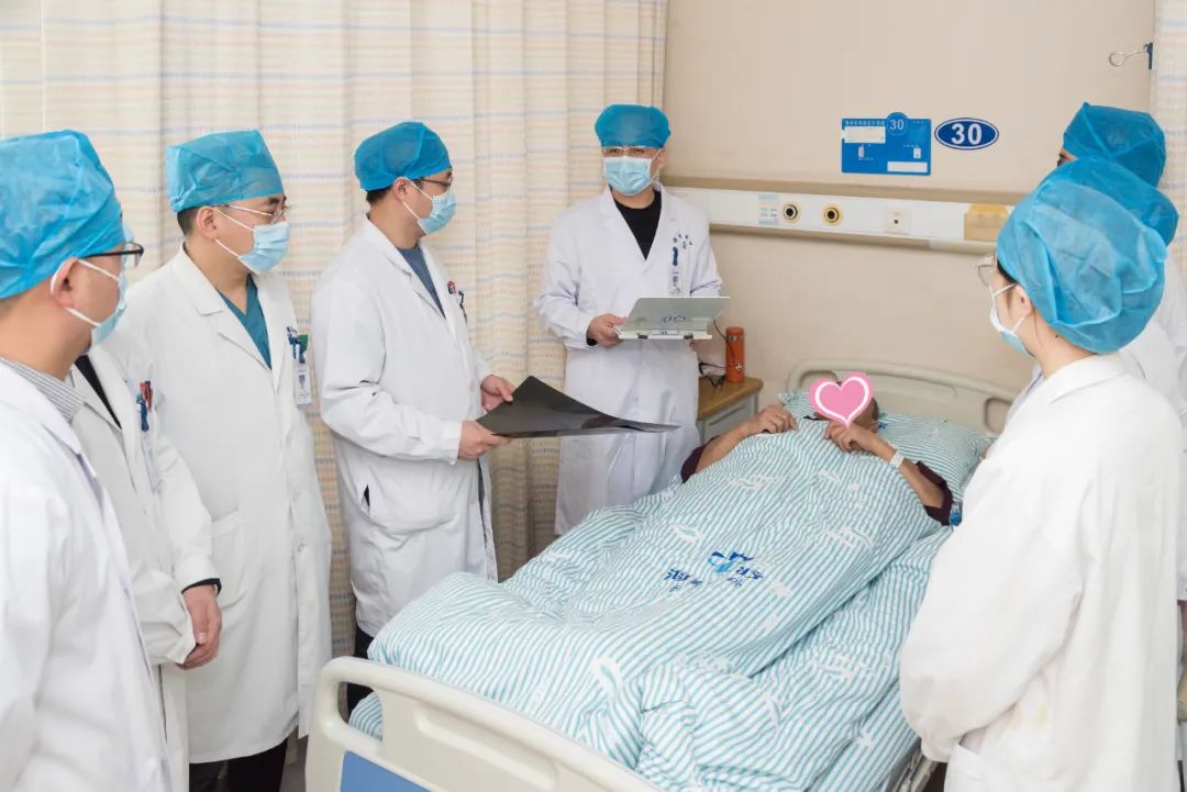 骨伤重点专科,权威专科脊柱外科