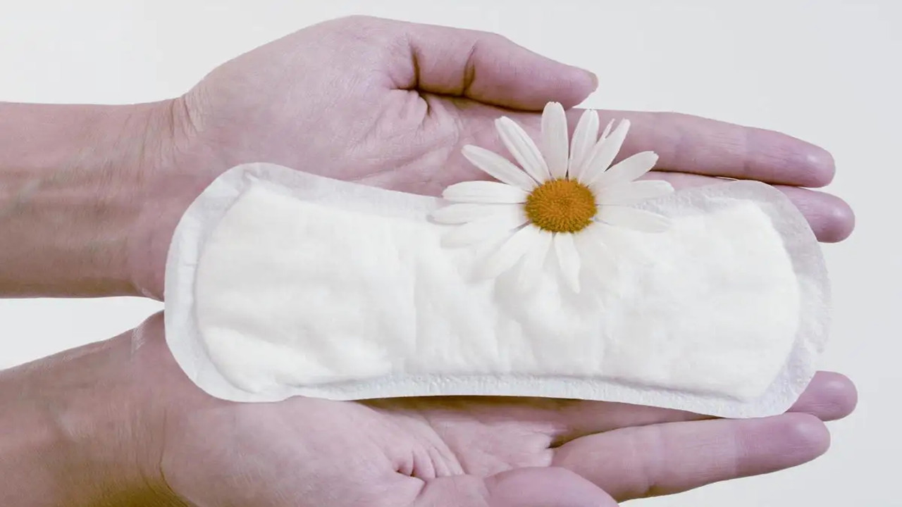 为什么月经完了还有红色分泌物,为什么月经完了会有褐色的白带