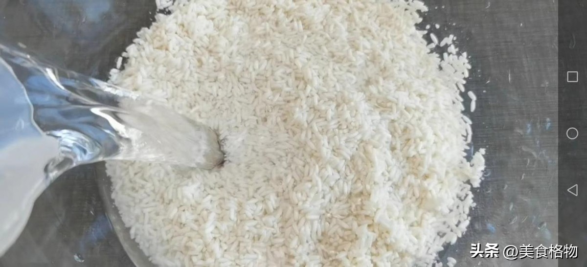 在家制作最纯正的米酒,自己在家酿的纯米酒