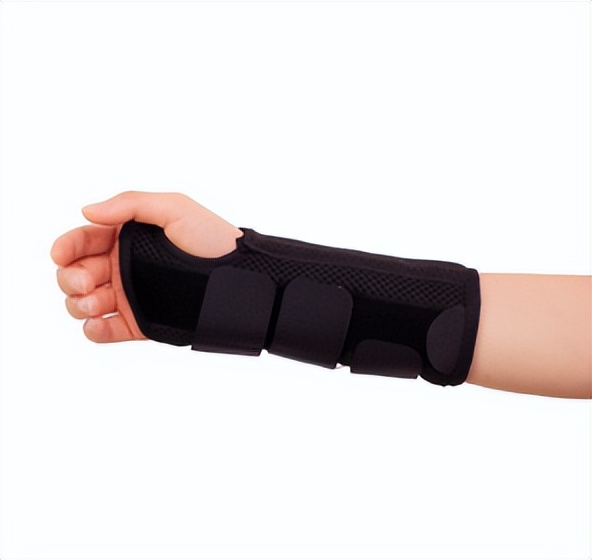 关节半脱位最佳治疗方案,环杓关节半脱位症状