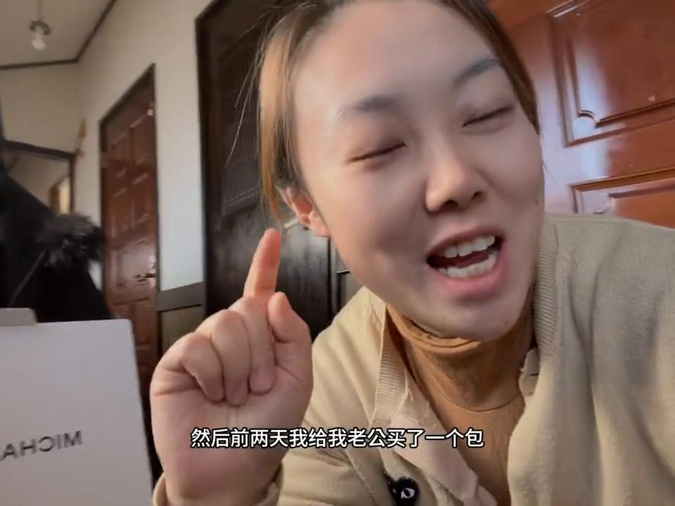 mk男包为什么便宜,mk的包值得买吗