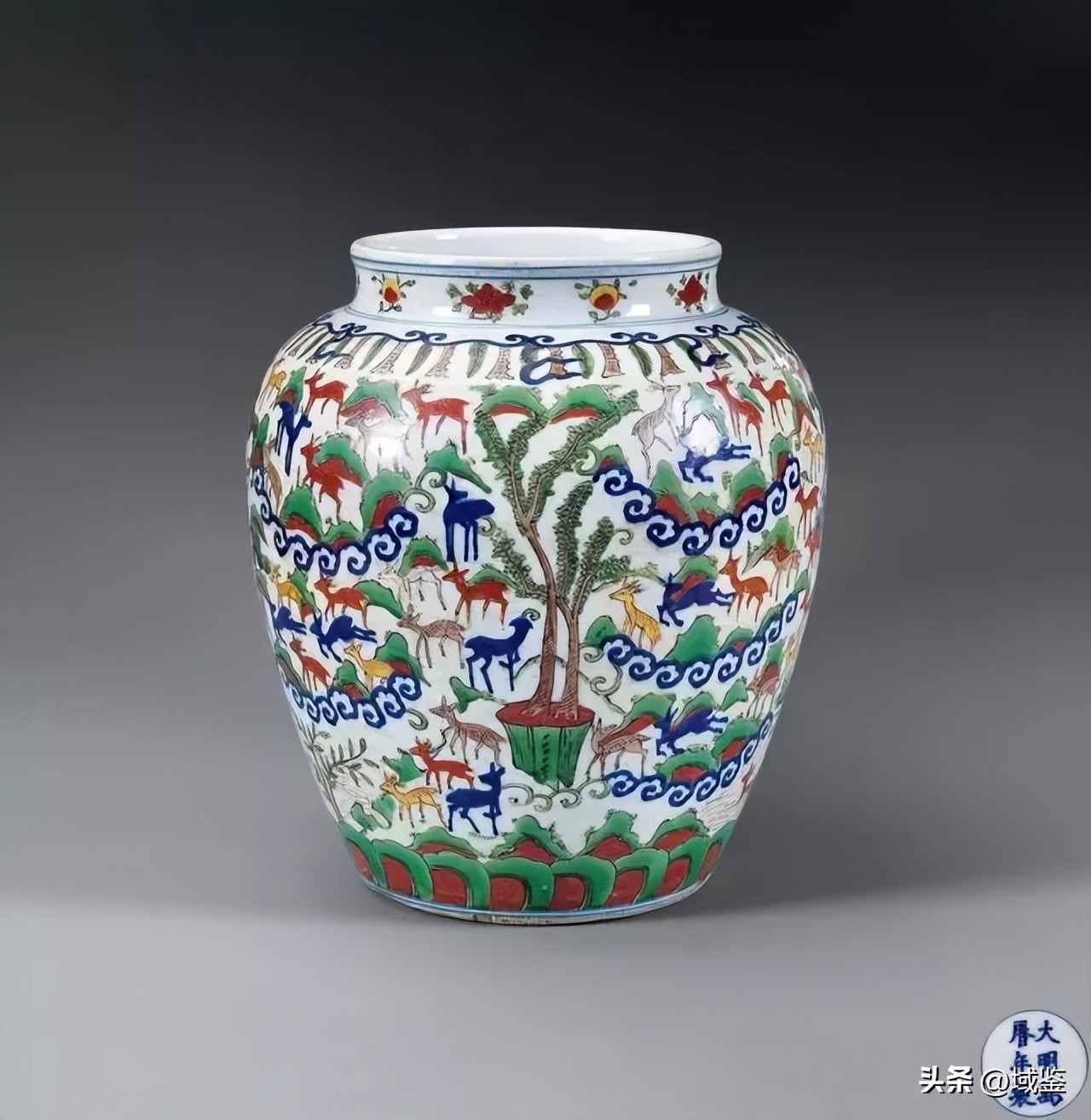 乾隆喜爱之物玲珑瓷,清朝乾隆的瓷器雕龙的寓意