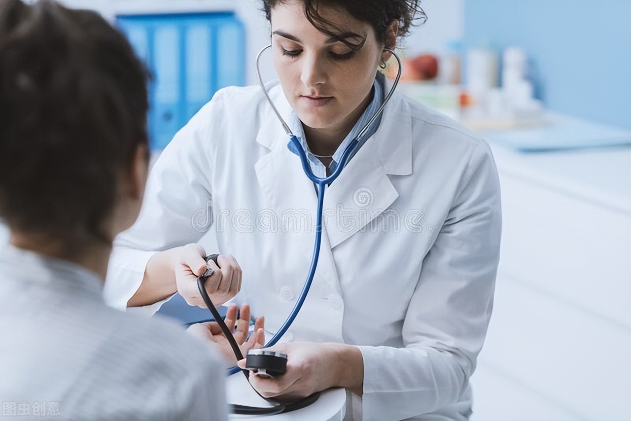 25岁有轻度高血压应该怎么预防,中青年高血压如何治疗最合适