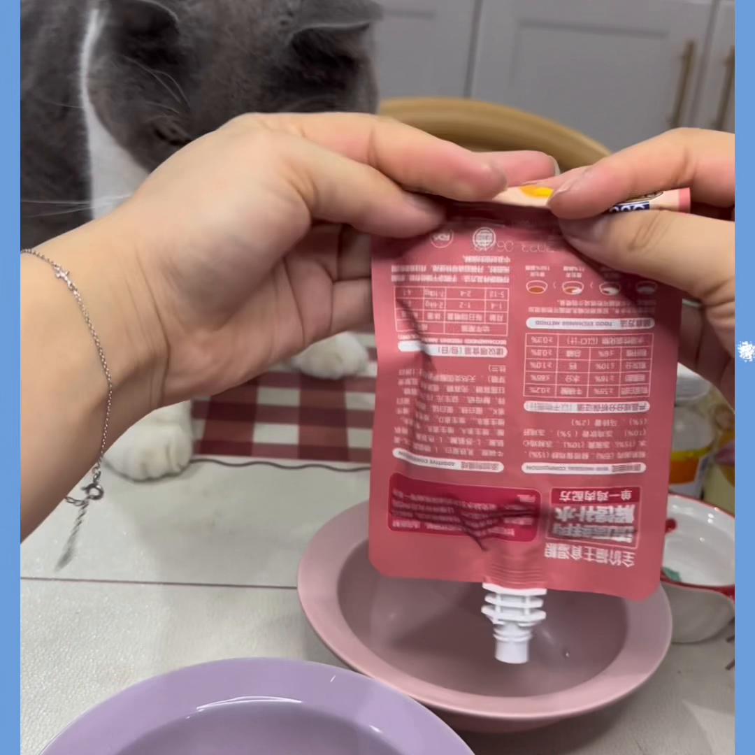 姨姨们今日超长配餐到位，但是非常的混乱！请围观疯狂的一...