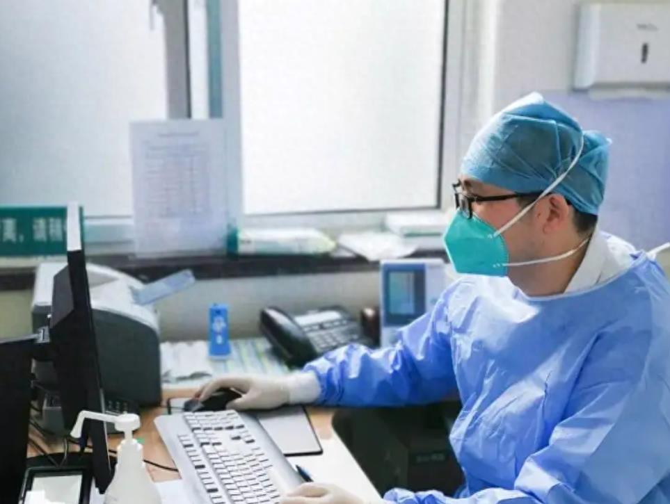 广东一男子罔顾人伦，竟将手伸向自己的母亲，是何结局？