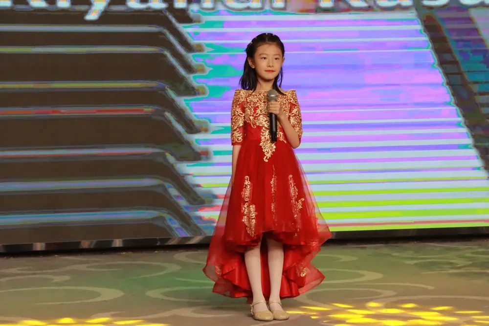 大同市大成双语学校初一18班,大同大成双语学校初一