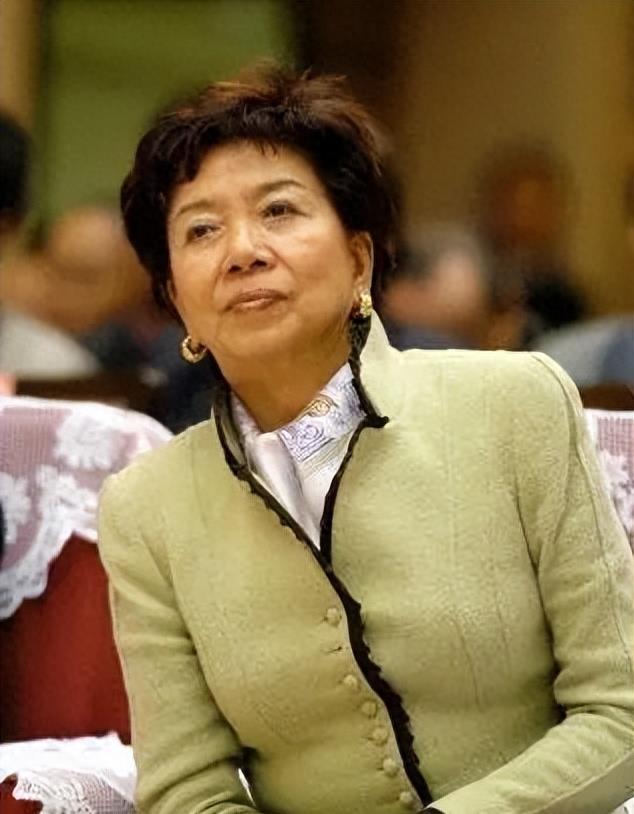 我国最富包租婆一年收两千亿,中国最大的包租公是谁