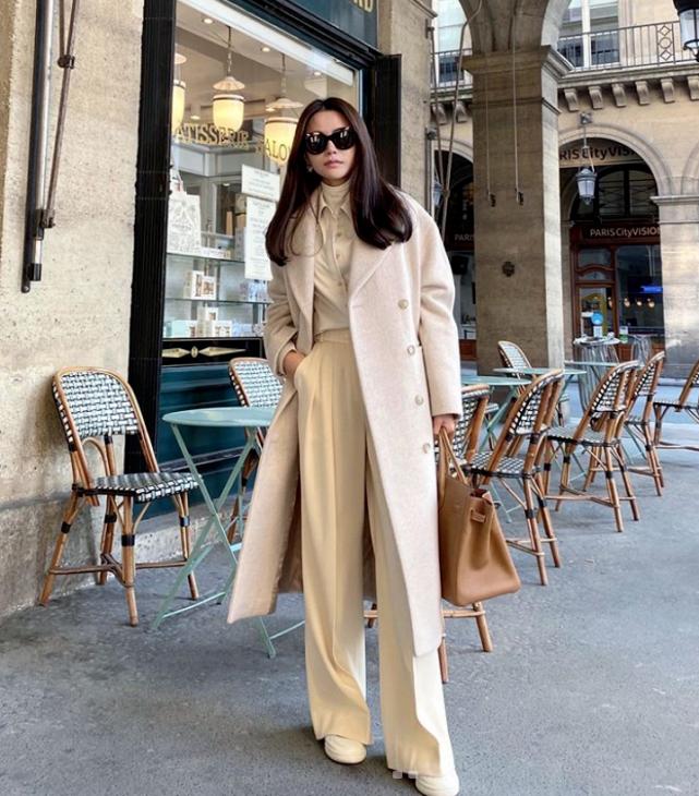 毛衣衬衫叠穿搭配什么裤子,冬天衬衫如何搭配毛衣