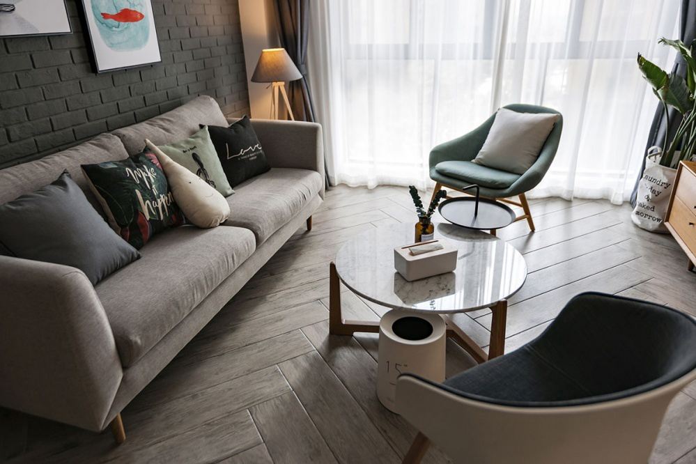 木纹砖实不实用,肌肤釉木纹砖入住后真实感受