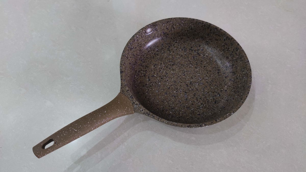 荣事达花岗岩不粘平底锅好用吗,荣事达陶土平底锅