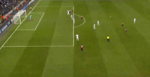 足球倒挂金钩十大进球排名,足球十大点球进球