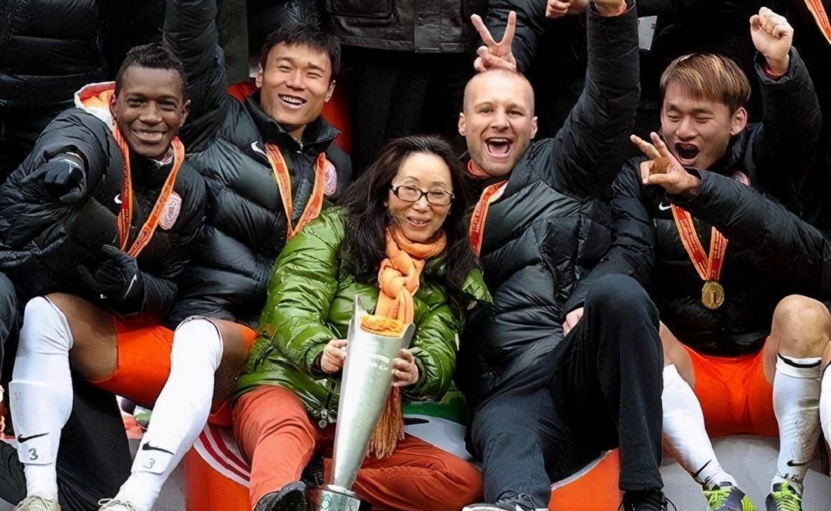 黑龙江女首富戴秀丽有孩子吗,黑龙江女首富戴秀丽年轻照片