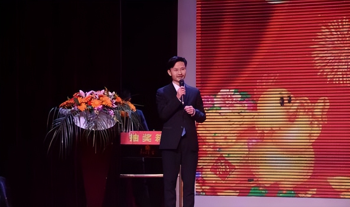 哪些上市公司生产手机壳,上市的手机壳公司