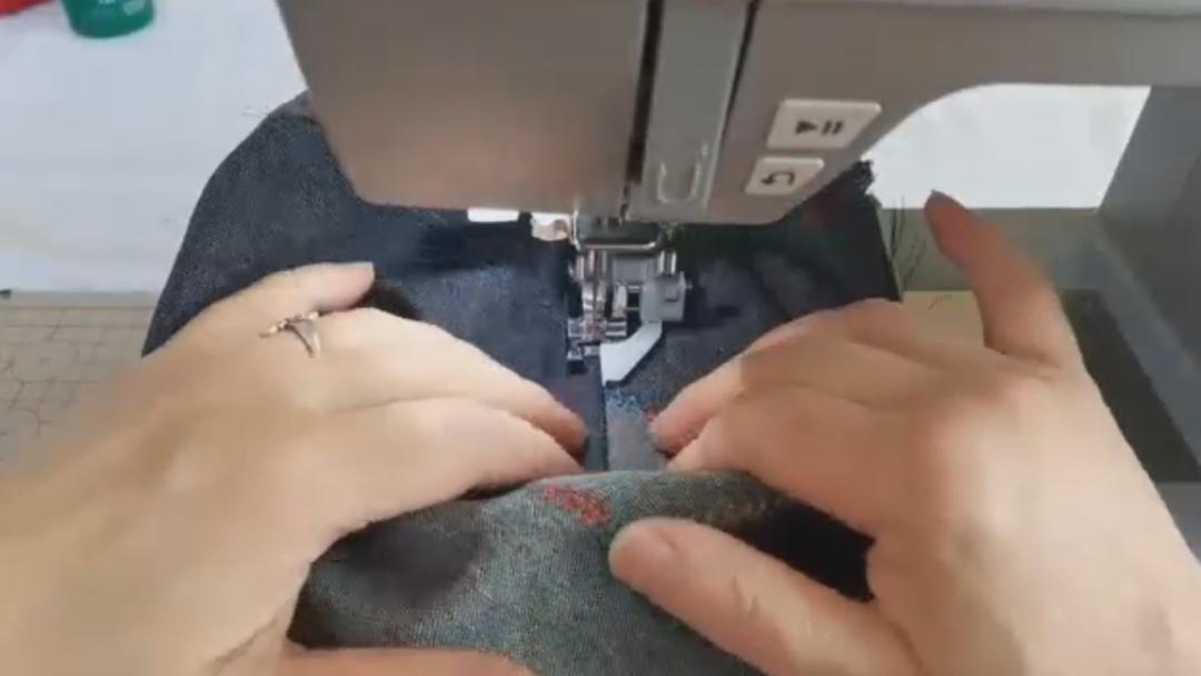 旧牛仔裤改造拼床单,旧牛仔裤改造杂物兜