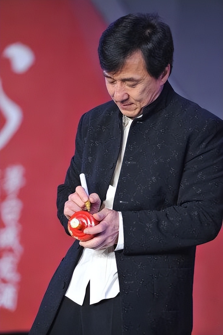 茅台成龙纪念酒详细介绍,茅台成龙纪念版