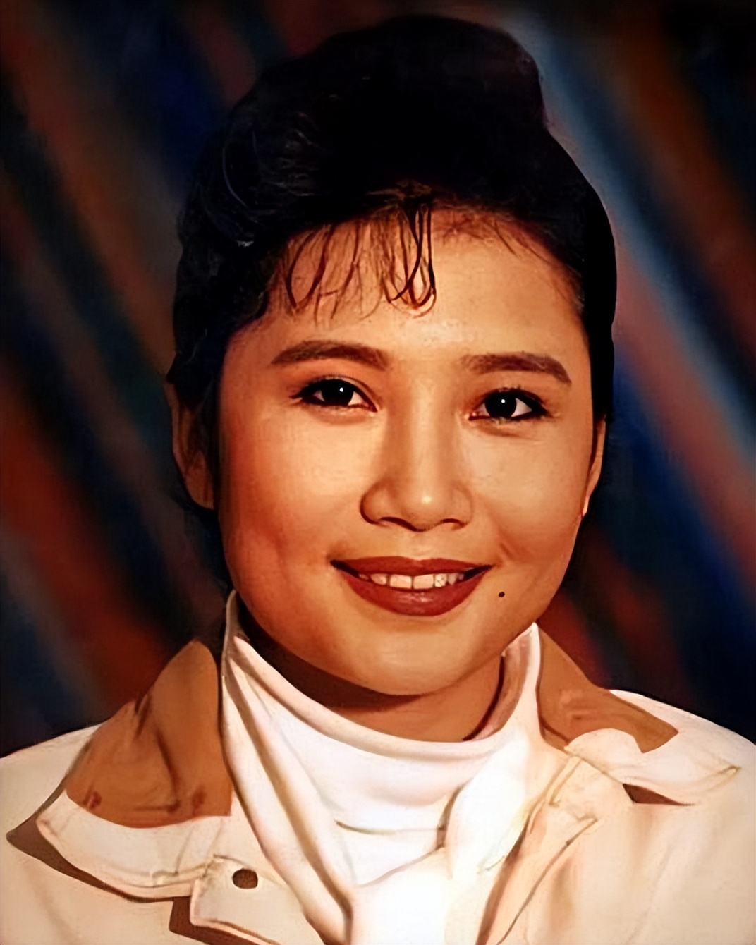 歌手李娜出家后近况怎样,歌手李娜为什么要出家