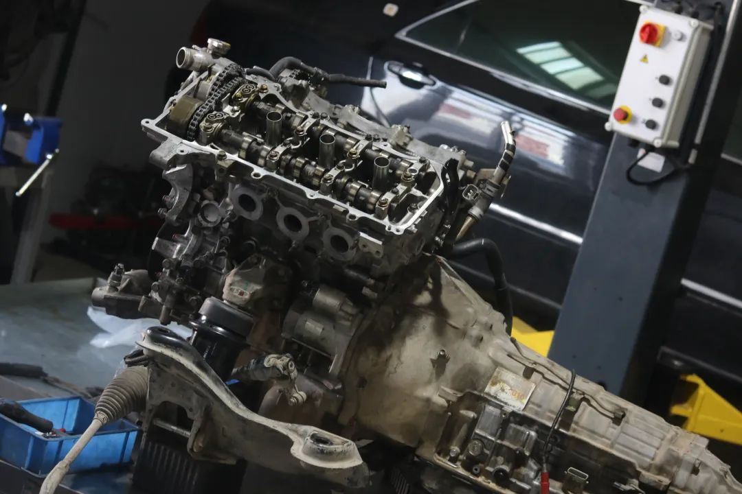 12代皇冠翻新后能开多久,坏掉的车改造成新车