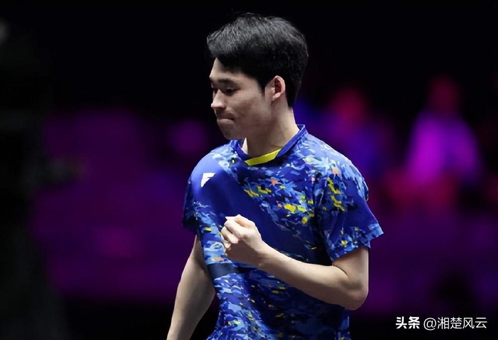 巅峰对决！王楚钦3-2险胜韩国悍将，比赛精彩，大头承认赢得侥幸