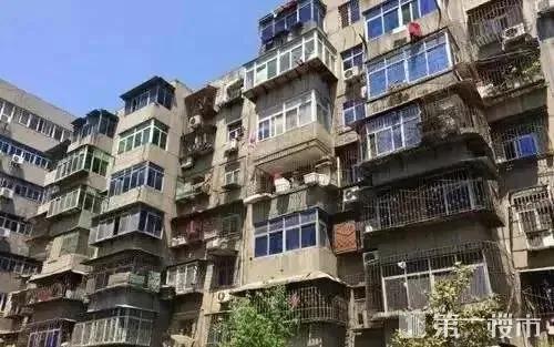 6楼的住户想加装电梯，1楼不同意，用了这个方案才如愿以偿