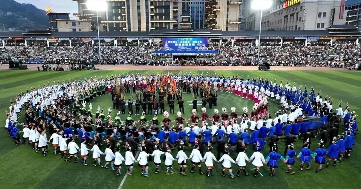 贵州村超名场面,贵州村超再现名场面网红