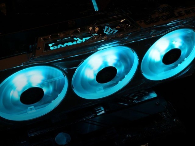 显卡的公版和入门版哪个好,显卡要不要买公版