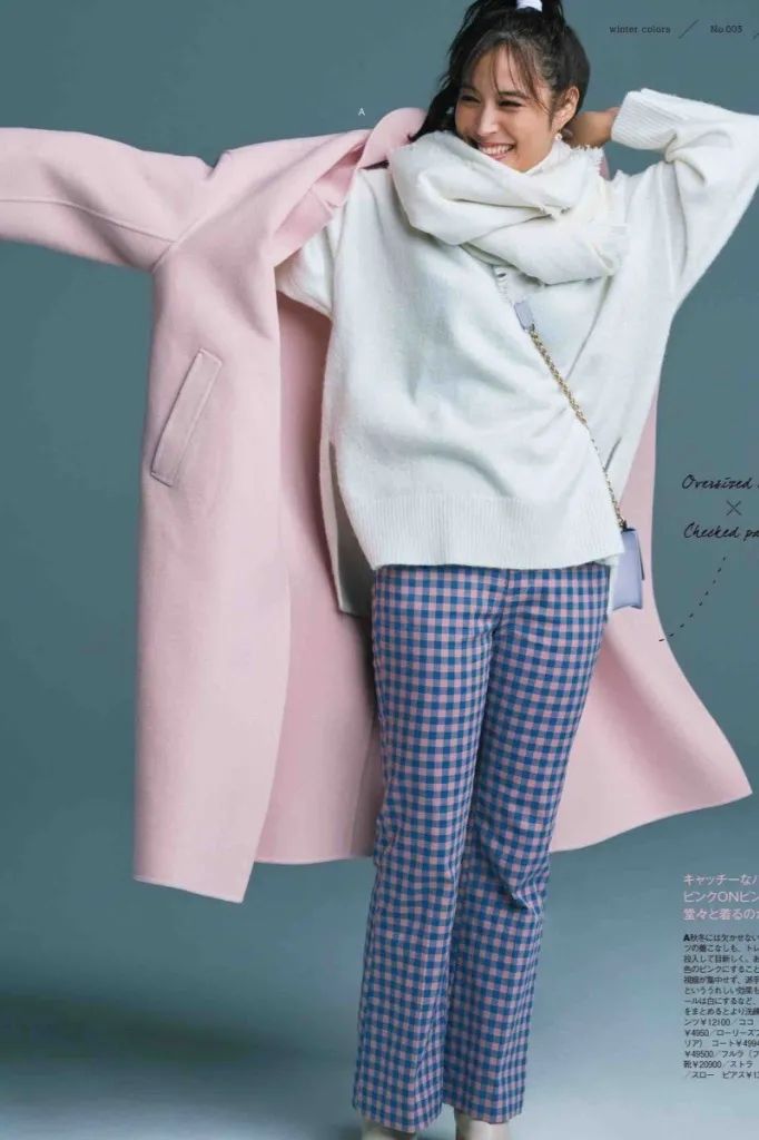 今年双面羊绒大衣流行什么颜色,今年最流行什么颜色的大衣