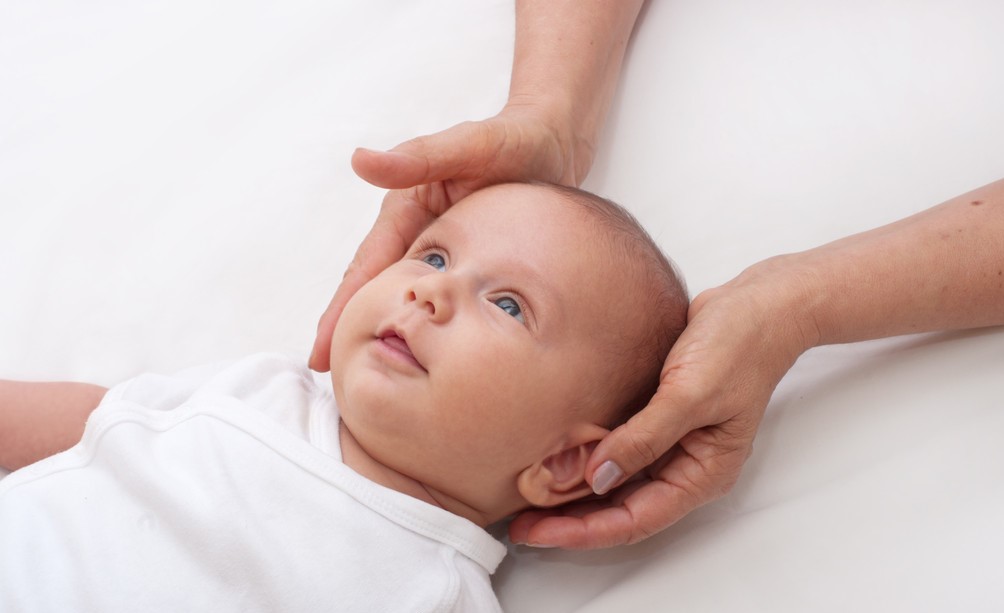 宝宝囟门闭合后还能摸出来吗,囟门可以摸出来闭没闭合吗