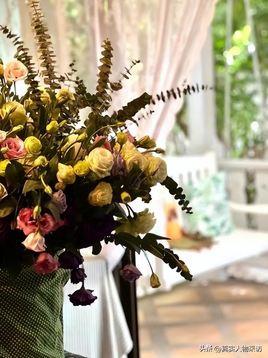 我曾是企业高管，不想内耗，5年前移居泰国，被这里的松弛疗愈了