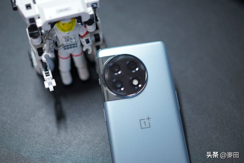 618值得买的高性价比的千元手机,618手机推荐性价比高2000内一加