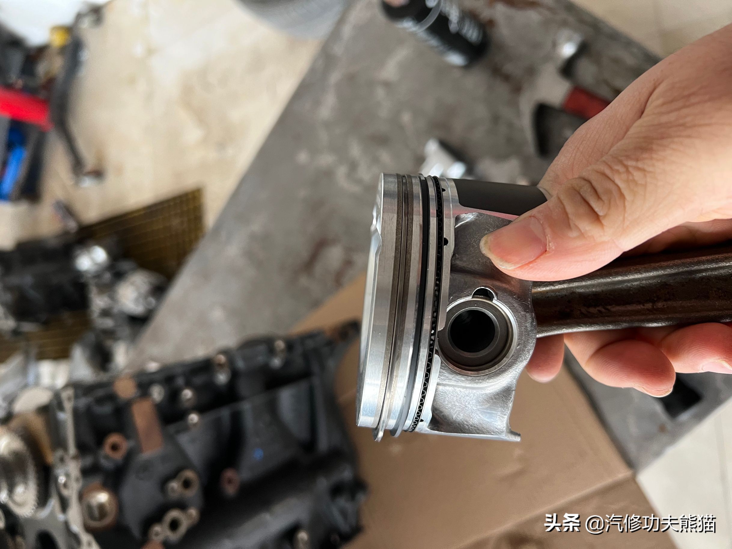 老车翻新修复奥迪a4,修复报废奥迪a4