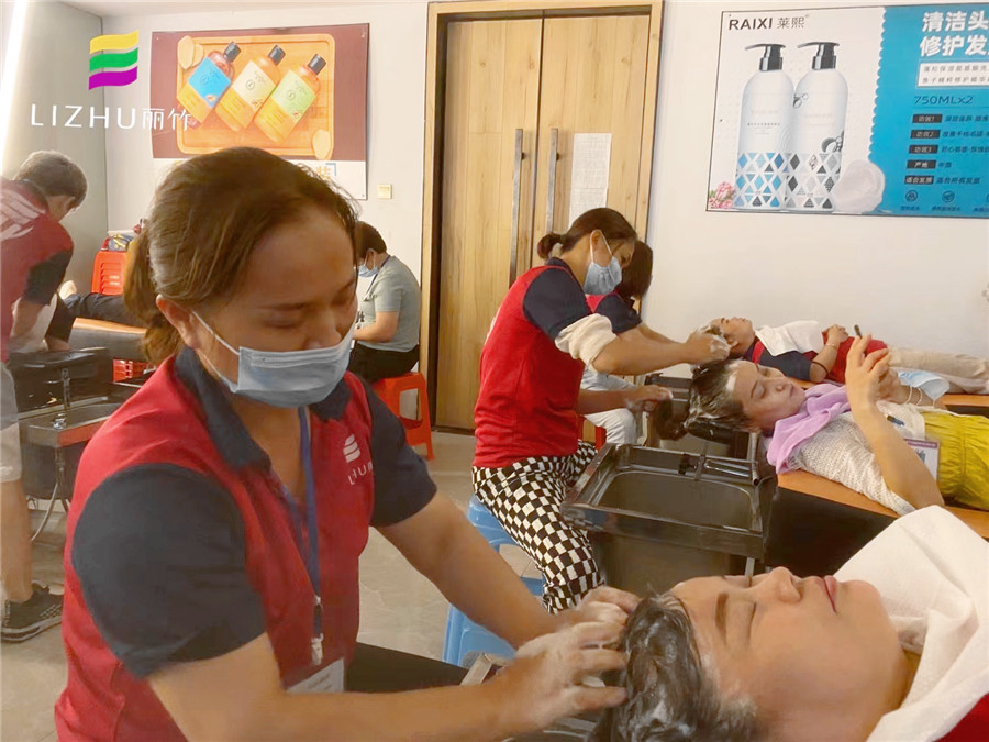 洗头怎么快速打出泡沫,洗头怎么快速打泡