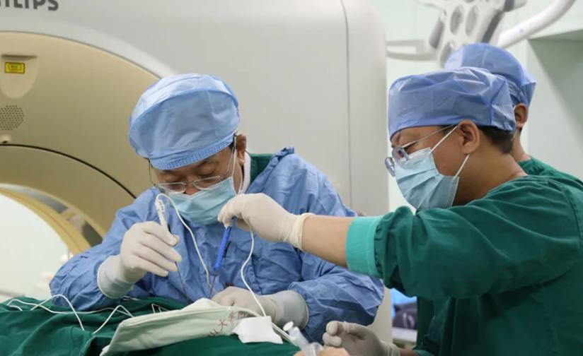 抗癌15年知名肝癌医生,中国治肝癌最牛的医生